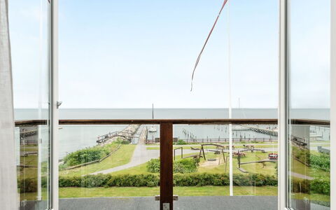 Stefanie - 10M from the Sea: Residential Area, Roof, Suburb, Driveway, Estate, Chimney