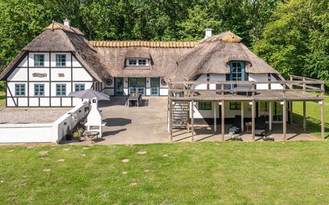 Sirkku - 320M from the Sea: Cottage, Home, House, Roof, Porch, Estate, Siding, Garden Buildings, Farmhouse, Yard