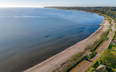 Sebbi - 90M from the Sea: Water, Water Resources, Coast, Body Of Water, Beach, Natural Environment, Coastal And Oceanic Landforms, Horizon, Shore, Sea