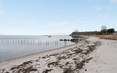 Kei - 75M from the Sea: Water, Body Of Water, Beach, Coast, Coastal And Oceanic Landforms, Shore, Horizon, Sand, Sea