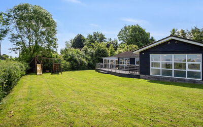 Peder - 950M from the Sea