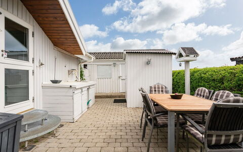 Heimeram - 150M from the Sea: Roof, House, Home, Cottage, Door, Siding, Deck, Porch, Plank, Hardwood