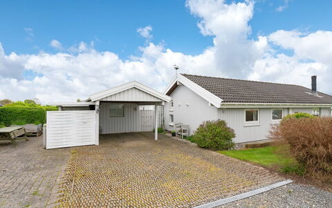 Heimeram - 150M from the Sea: Roof, House, Home, Cottage, Door, Siding, Deck, Porch, Plank, Hardwood