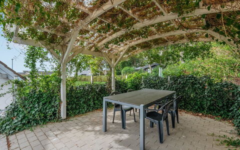 Snezana - 150M from the Sea: Roof, House, Land Lot, Home, Cottage, Estate, Garden Buildings, Shade, Log Cabin, Landscaping