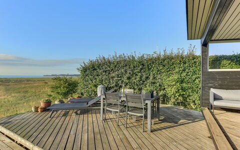 Kaapo - 300M from the Sea: Blue, Shrub, Cottage, Groundcover, Garden, Estate, Shade, Landscaping, Farmhouse, Eco Hotel