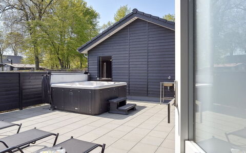 Helina - 180M from the Sea: Blue, Shrub, Cottage, Groundcover, Garden, Estate, Shade, Landscaping, Farmhouse, Eco Hotel