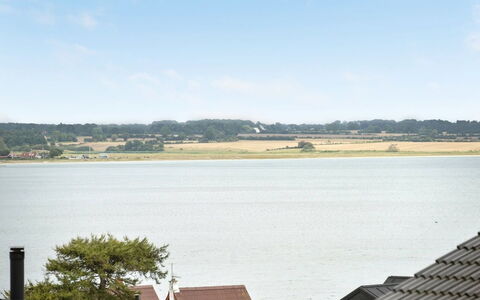 Helina - 180M from the Sea: Blue, Shrub, Cottage, Groundcover, Garden, Estate, Shade, Landscaping, Farmhouse, Eco Hotel
