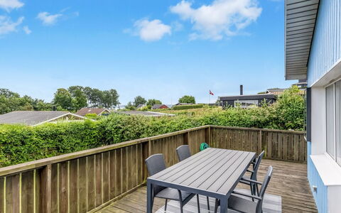 Gülbahar - 300M from the Sea: Deck, Balcony, Plank, Porch, Shade, Garden, Hardwood, Estate, Fence, Landscaping