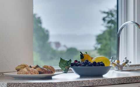 Rosa - 300M from the Sea: Tableware, Countertop, Interior Design, Plumbing Fixture, Tap, Sink, Kitchen, Serveware, Glass