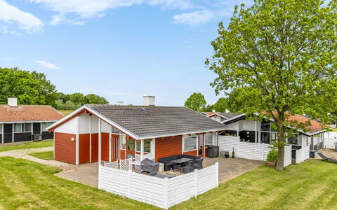 Ditte - 300M from the Sea