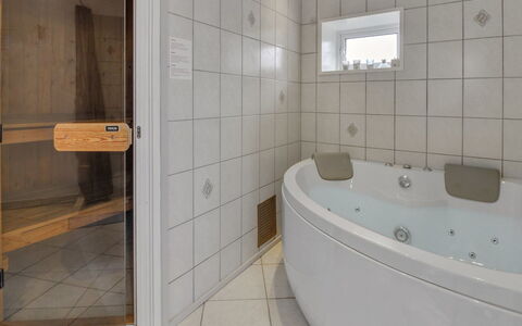 Juuso - 20Km from the Sea: Flooring, Interior Design, Floor, Plumbing Fixture, Bathroom, Bathtub, Ceiling, Room, Plumbing, Lighting