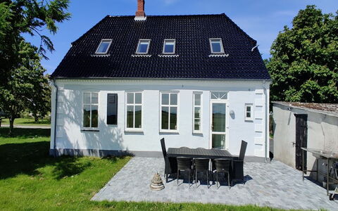 Juuso - 20Km from the Sea: Roof, House, Home, Cottage, Door, Siding, Deck, Porch, Plank, Hardwood