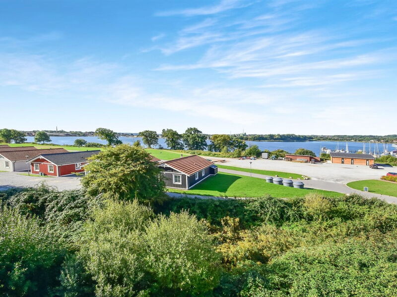 Uffe - 100M to the Fjord
