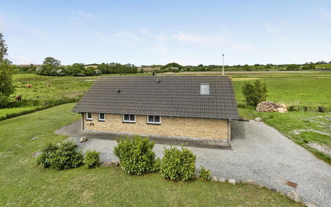 Sigbritt - 100M from the Sea: Roof, Home, Cottage, Siding, Shade, Farmhouse, Estate, Driveway, Garden Buildings, Yard