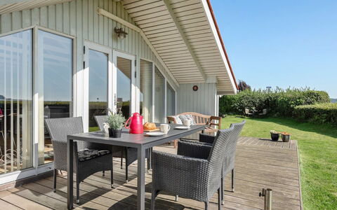 Katrina - 50M to the Fjord: Roof, House, Land Lot, Home, Cottage, Estate, Garden Buildings, Shade, Log Cabin, Landscaping
