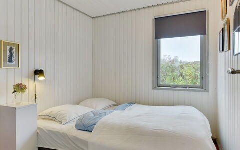 Roar - 500M from the Sea: Bedroom, Bed, Wall, Interior Design, Bed Sheet, Bedding, Wood, Ceiling, Flooring, Floor