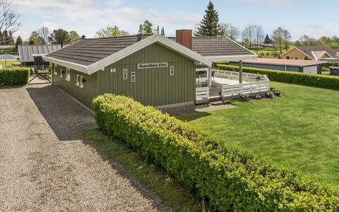 Guldborg - 400M to the Fjord: Roof, House, Land Lot, Home, Cottage, Estate, Garden Buildings, Shade, Log Cabin, Landscaping