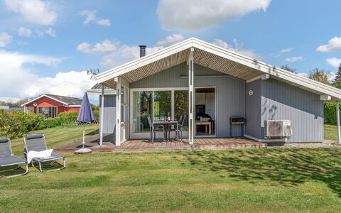 Denahi - 400M to the Fjord: Residential Area, Roof, Suburb, Driveway, Estate, Chimney
