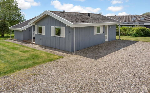 Denahi - 400M to the Fjord: Residential Area, Roof, Suburb, Driveway, Estate, Chimney