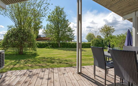 Denahi - 400M to the Fjord: Residential Area, Roof, Suburb, Driveway, Estate, Chimney