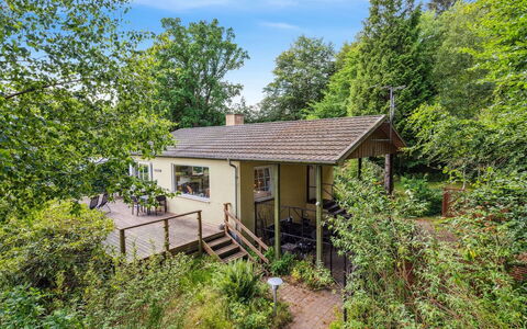 Engelke - 150M from the Sea: Residential Area, Roof, Suburb, Driveway, Estate, Chimney