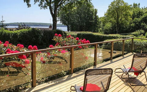 Engelke - 150M from the Sea: Residential Area, Roof, Suburb, Driveway, Estate, Chimney