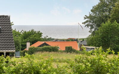 Juliana - 400M from the Sea