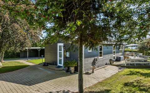 Leandra - 600M from the Sea: Residential Area, Roof, Suburb, Driveway, Estate, Chimney