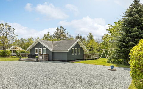 Aleide - 29Km from the Sea: Home, House, Cottage, Roof, Siding, Estate, Farmhouse, Lawn, Landscaping, Garden