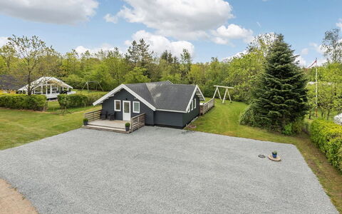 Aleide - 29Km from the Sea: Home, Driveway, Cottage, Estate, Landscaping, Garden, Siding, Lawn, Yard