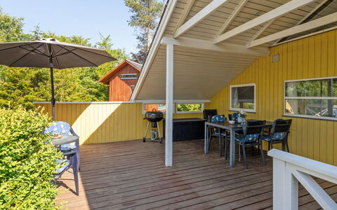 Hannelise - 30Km from the Sea: Wood, Porch, Hardwood, Wood Stain, Deck, Wood Flooring, Cottage, Home, Plank, Siding