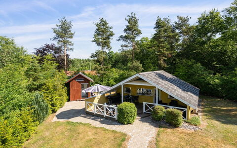 Hannelise - 30Km from the Sea: Cottage, Garden Buildings, Shed, Log Cabin