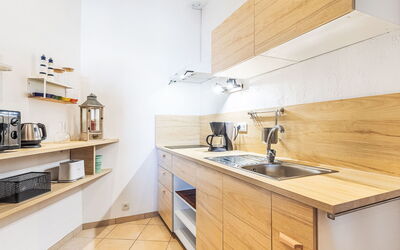 Accommodation:&nbsp;Galiote 180.30