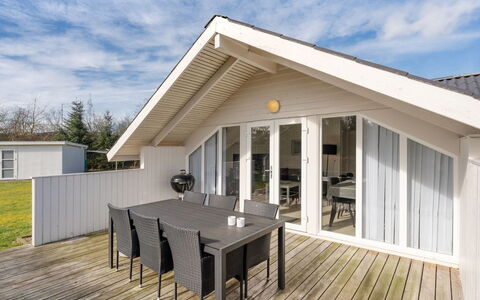 Edvardsine - 12Km from the Sea: Roof, House, Land Lot, Home, Cottage, Estate, Garden Buildings, Shade, Log Cabin, Landscaping