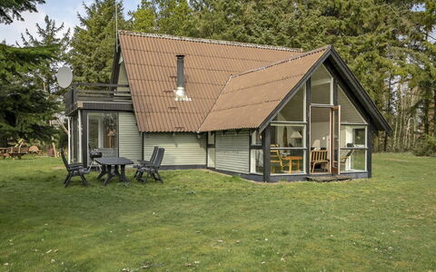 Alard - 300M to the Fjord: Cottage, Shed, Hut, Farmhouse, Prairie, Shack, Barn, Log Cabin, Garden Buildings