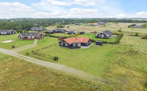 Arnger - 300M to the Fjord: Wood, Roof, Architecture, Home, House, Cottage, Siding, Hardwood, Slope, Estate