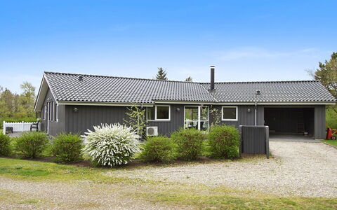 Jannic - 300M to the Fjord: Cottage, Shed, Hut, Farmhouse, Prairie, Shack, Barn, Log Cabin, Garden Buildings