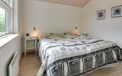 Jannic - 300M to the Fjord: Bed, Bedroom, Interior Design, Floor, Bed Sheet, Flooring, Wood, Ceiling, Bedding, Furniture