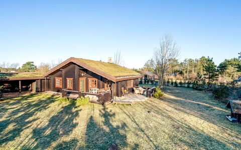 Rajka - 300M to the Fjord: Cottage, Shed, Hut, Farmhouse, Prairie, Shack, Barn, Log Cabin, Garden Buildings