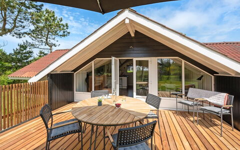 Cornelia - 100M to the Fjord: Wood, Roof, Architecture, Home, House, Cottage, Siding, Hardwood, Slope, Estate