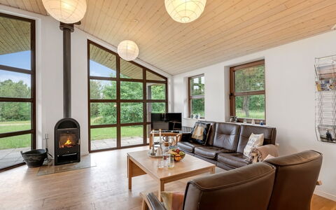 Silvia - 300M to the Fjord: Thatching, Cottage, House, Roof, Home, Farmhouse, Hut, Estate, Village