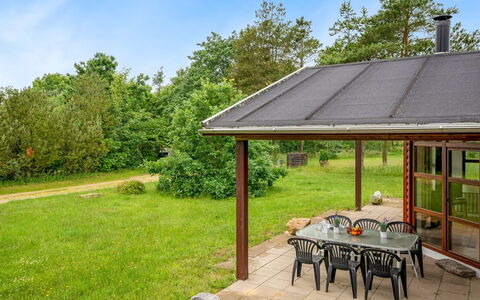 Silvia - 300M to the Fjord: Roof, Shed, Cottage, Garden Buildings, Siding, Hardwood