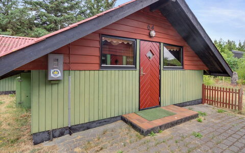 Ingwin - 250M to the Fjord: Wood, Siding, Roof, Door, Home, Cottage, Hardwood, Shed, Wood Stain, Garden Buildings