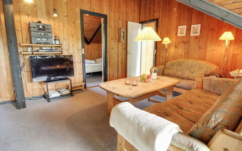Ingwin - 250M to the Fjord: Wood, Wood Stain, Plank, Hardwood, Cottage, Deck, Siding, Shade, Wood Flooring, Garden Buildings