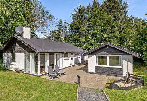 Naumka - 200M to the Fjord: House, Home, Roof, Cottage, Estate, Landscaping, Garden Buildings, Siding, Farmhouse
