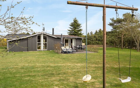 Hope - 350M to the Fjord: House, Roof, Home, Cottage, Shed, Garden Buildings, Siding, Yard, Log Cabin, Hut
