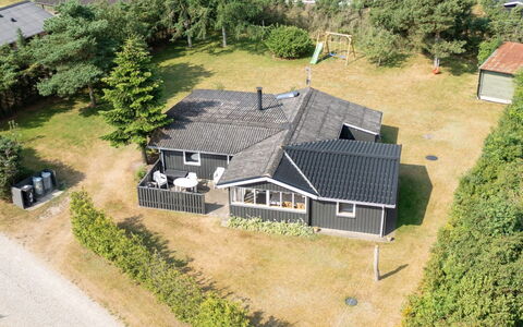 Hope - 350M to the Fjord: House, Roof, Home, Cottage, Shed, Garden Buildings, Siding, Yard, Log Cabin, Hut