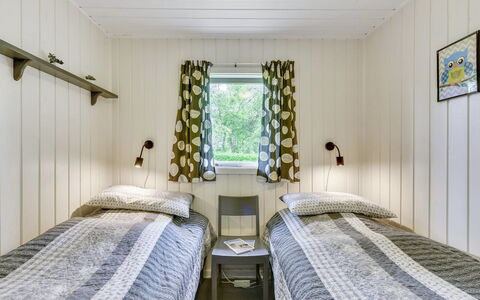 Elizabeth - 400M to the Fjord: Wood, Interior Design, Home, Ceiling, Furniture, Floor, Bedroom, Bed, Bed Frame, Bedding