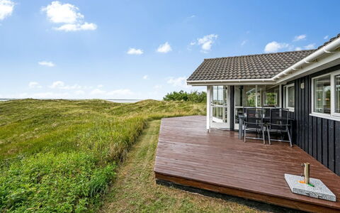 Leona - 250M to the Fjord: Residential Area, Roof, Suburb, Driveway, Estate, Chimney