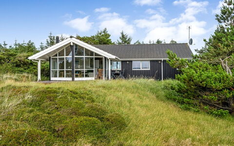 Leona - 250M to the Fjord: Residential Area, Roof, Suburb, Driveway, Estate, Chimney